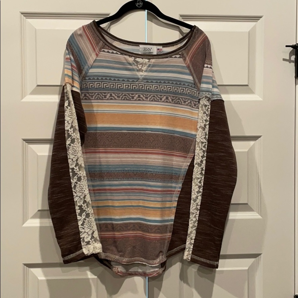 Long sleeve top with western colored stripes